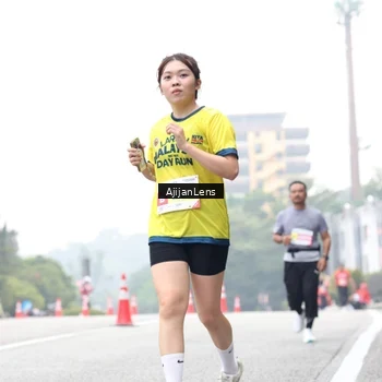 Runner Photo 7067097