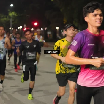 Runner Photo 7067098