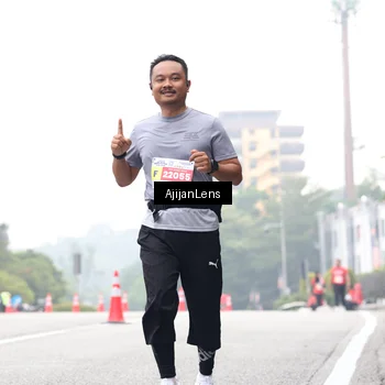 Runner Photo 7067116