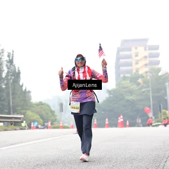 Runner Photo 7067153