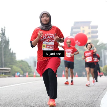 Runner Photo 7067223
