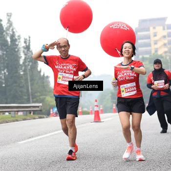 Runner Photo 7067258