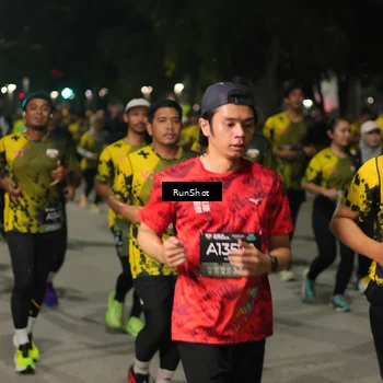 Runner Photo 7067272