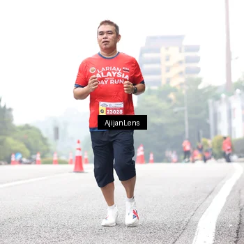 Runner Photo 7067301