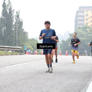 Runner Photo 7067309