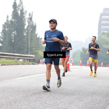 Runner Photo 7067334