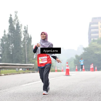 Runner Photo 7067353