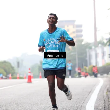 Runner Photo 7067360