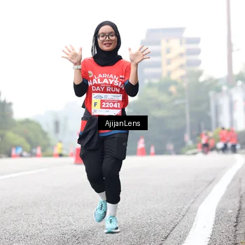 Runner Photo 7067418