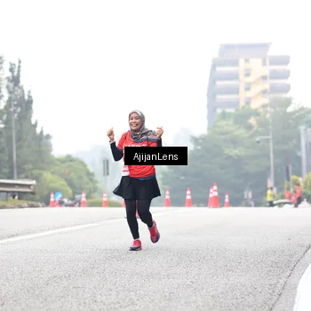 Runner Photo 7067433