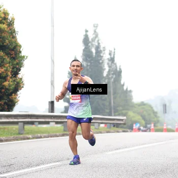 Runner Photo 7067448