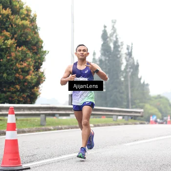 Runner Photo 7067453