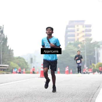 Runner Photo 7067472