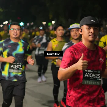 Runner Photo 7067473