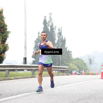 Runner Photo 7067478