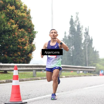 Runner Photo 7067503