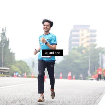 Runner Photo 7067543