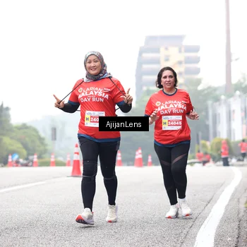 Runner Photo 7067557