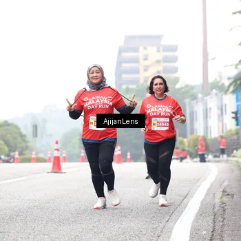 Runner Photo 7067559