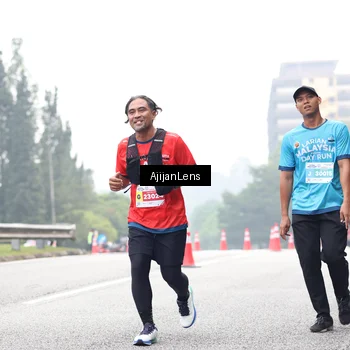 Runner Photo 7067666