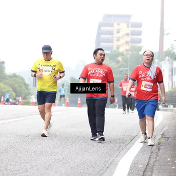 Runner Photo 7067667