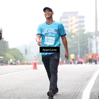 Runner Photo 7067670