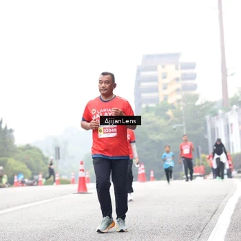 Runner Photo 7067682