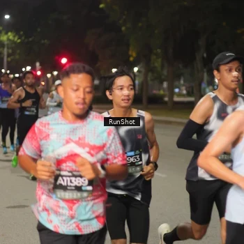 Runner Photo 7067731