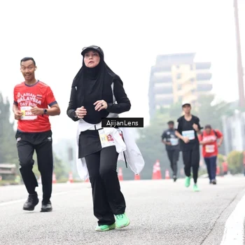 Runner Photo 7067733