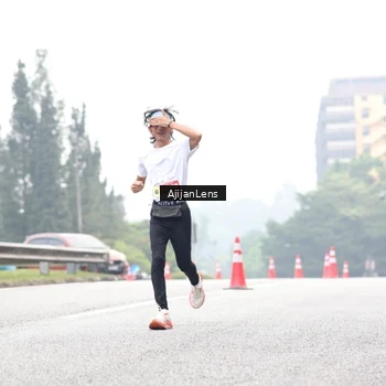 Runner Photo 7067748