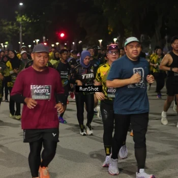 Runner Photo 7067752