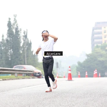 Runner Photo 7067755