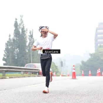 Runner Photo 7067756