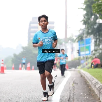 Runner Photo 7067771