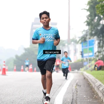 Runner Photo 7067772