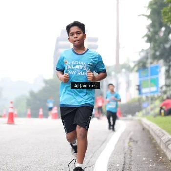 Runner Photo 7067773