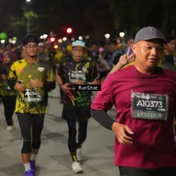 Runner Photo 7067775
