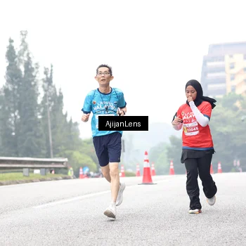 Runner Photo 7067789