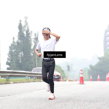 Runner Photo 7067792