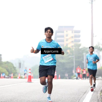 Runner Photo 7067796
