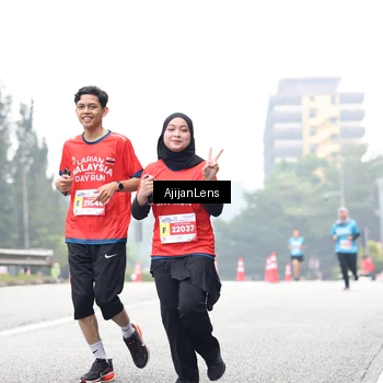 Runner Photo 7067798