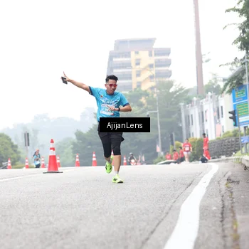 Runner Photo 7067849