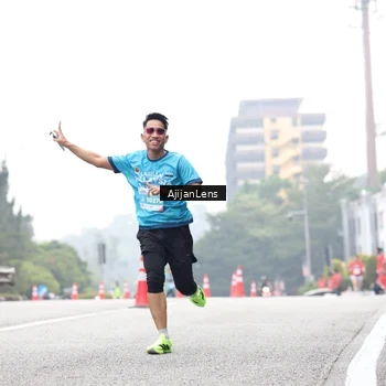 Runner Photo 7067855