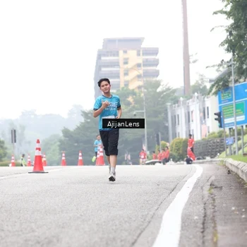 Runner Photo 7067871