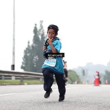 Runner Photo 7067876