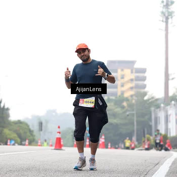 Runner Photo 7067895