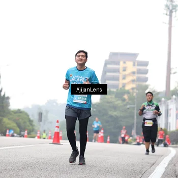 Runner Photo 7067905