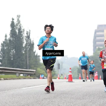 Runner Photo 7067937