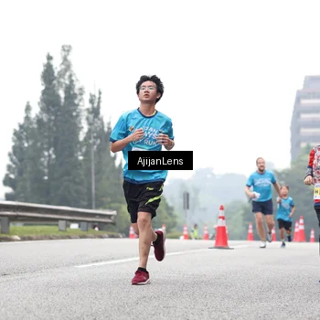 Runner Photo 7067938