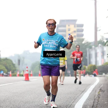 Runner Photo 7067990